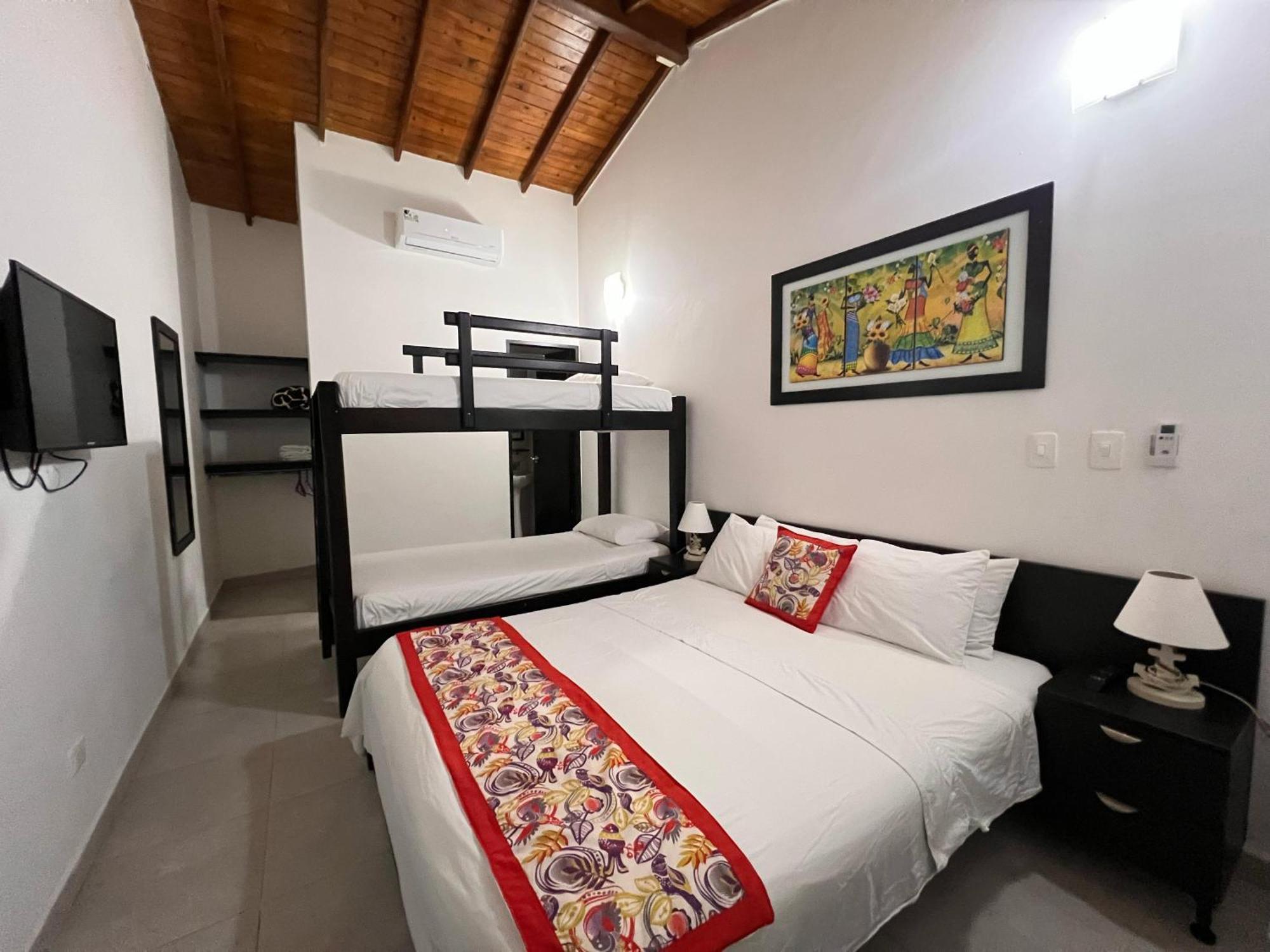 Hotel Cocobana Некоклі Екстер'єр фото