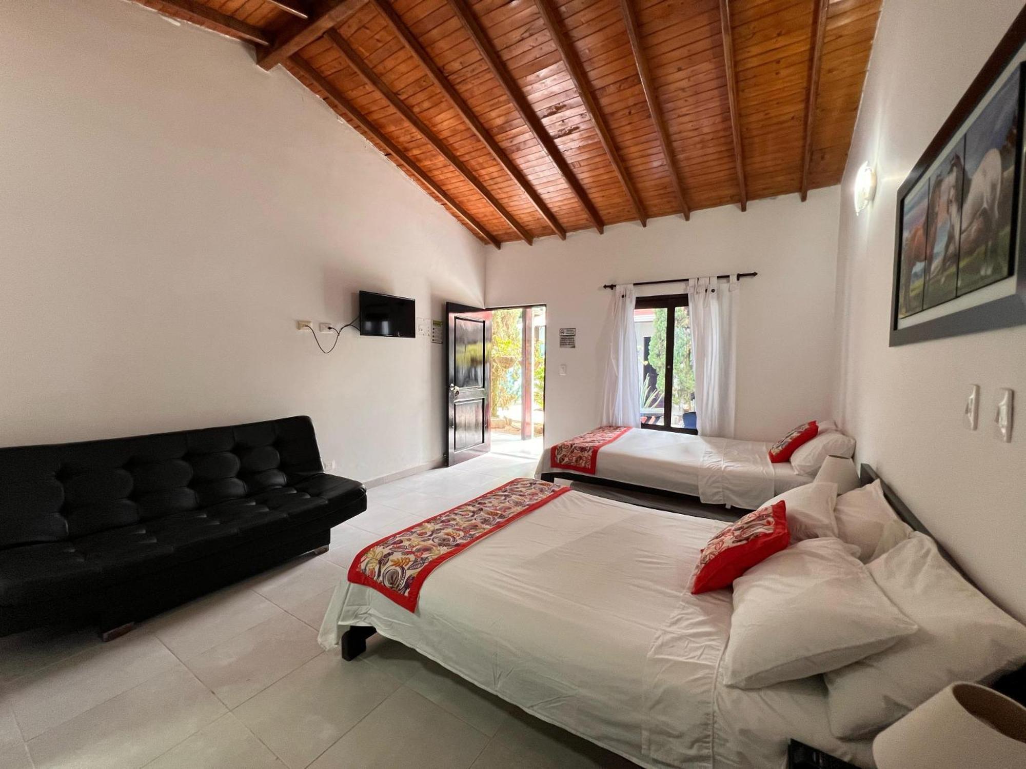 Hotel Cocobana Некоклі Екстер'єр фото