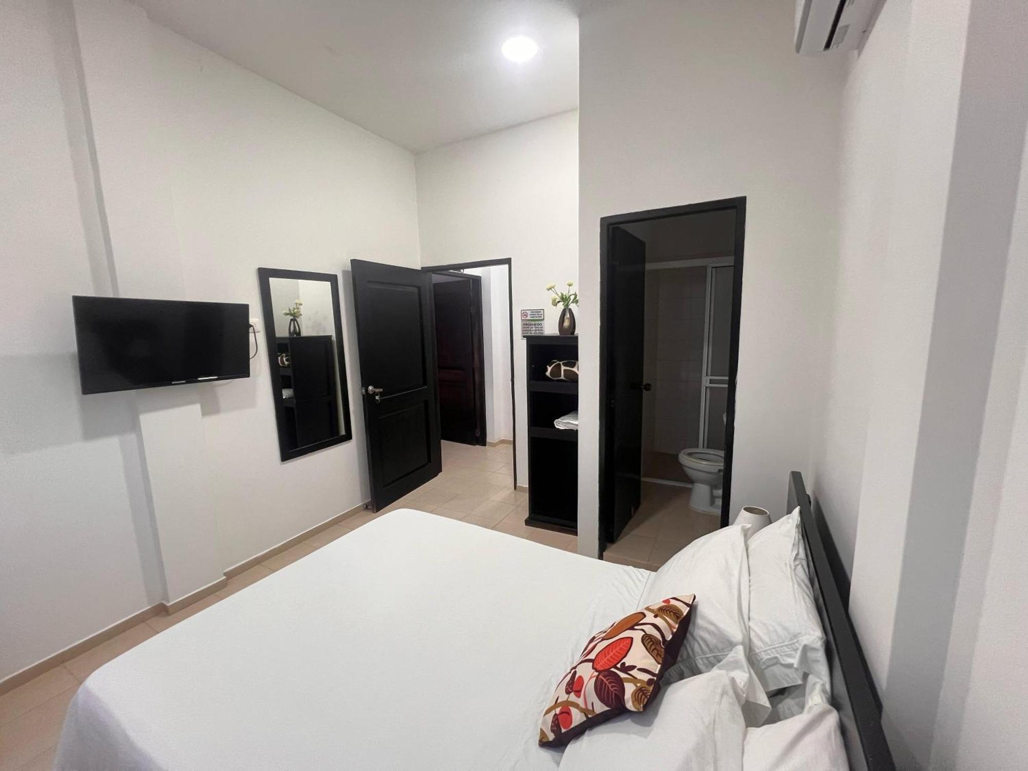 Hotel Cocobana Некоклі Екстер'єр фото