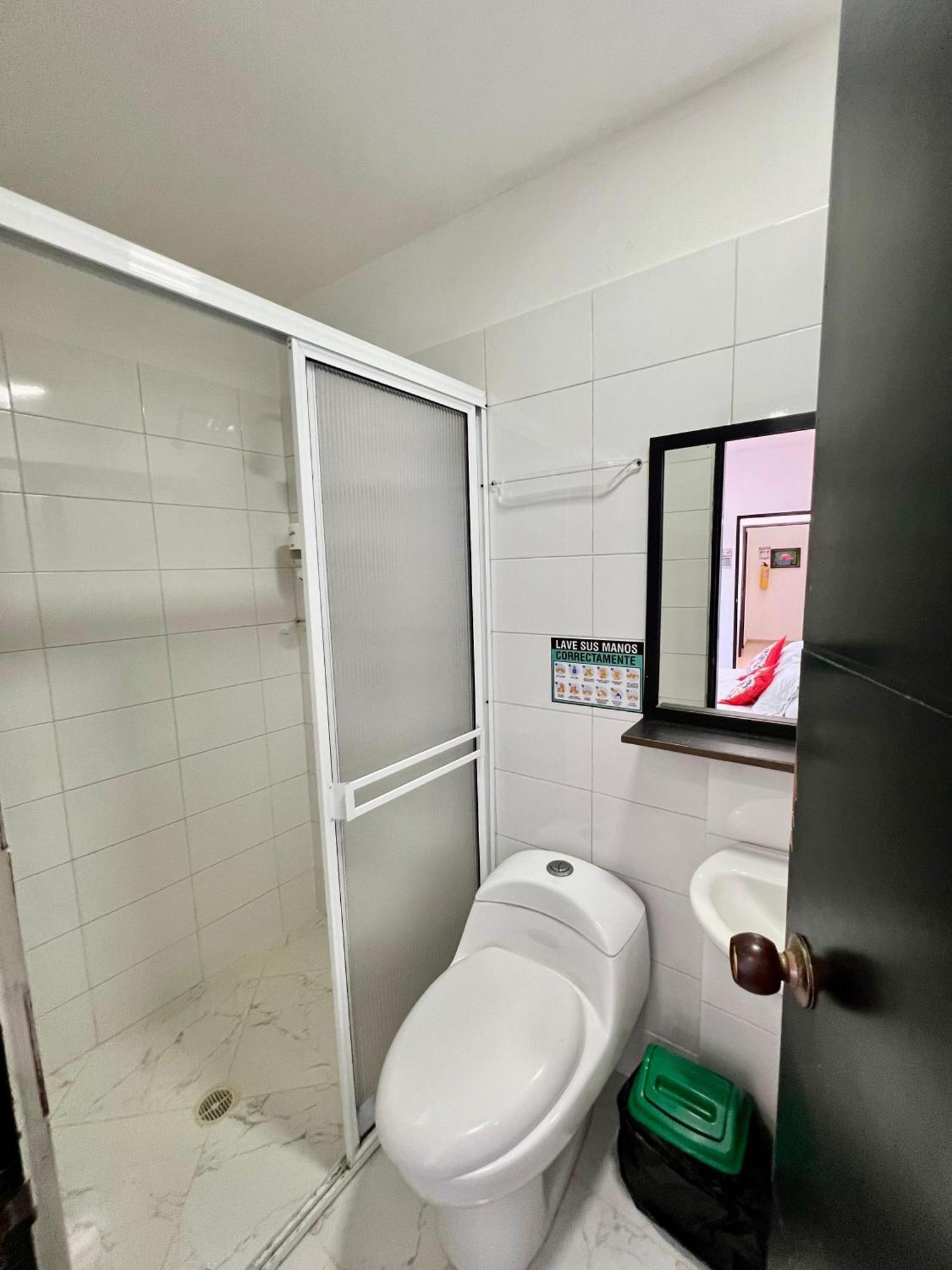 Hotel Cocobana Некоклі Екстер'єр фото